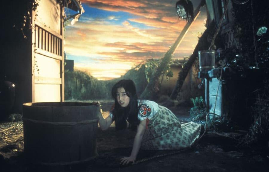 image from the film HOUSE (HAUSU)
