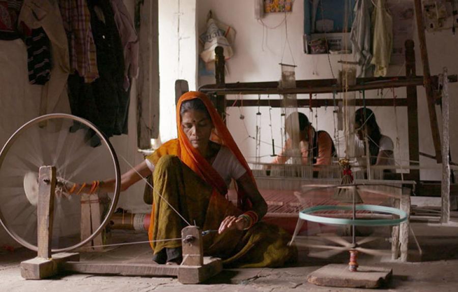 image from the film Threads: Sustaining India’s Textile Tradition
